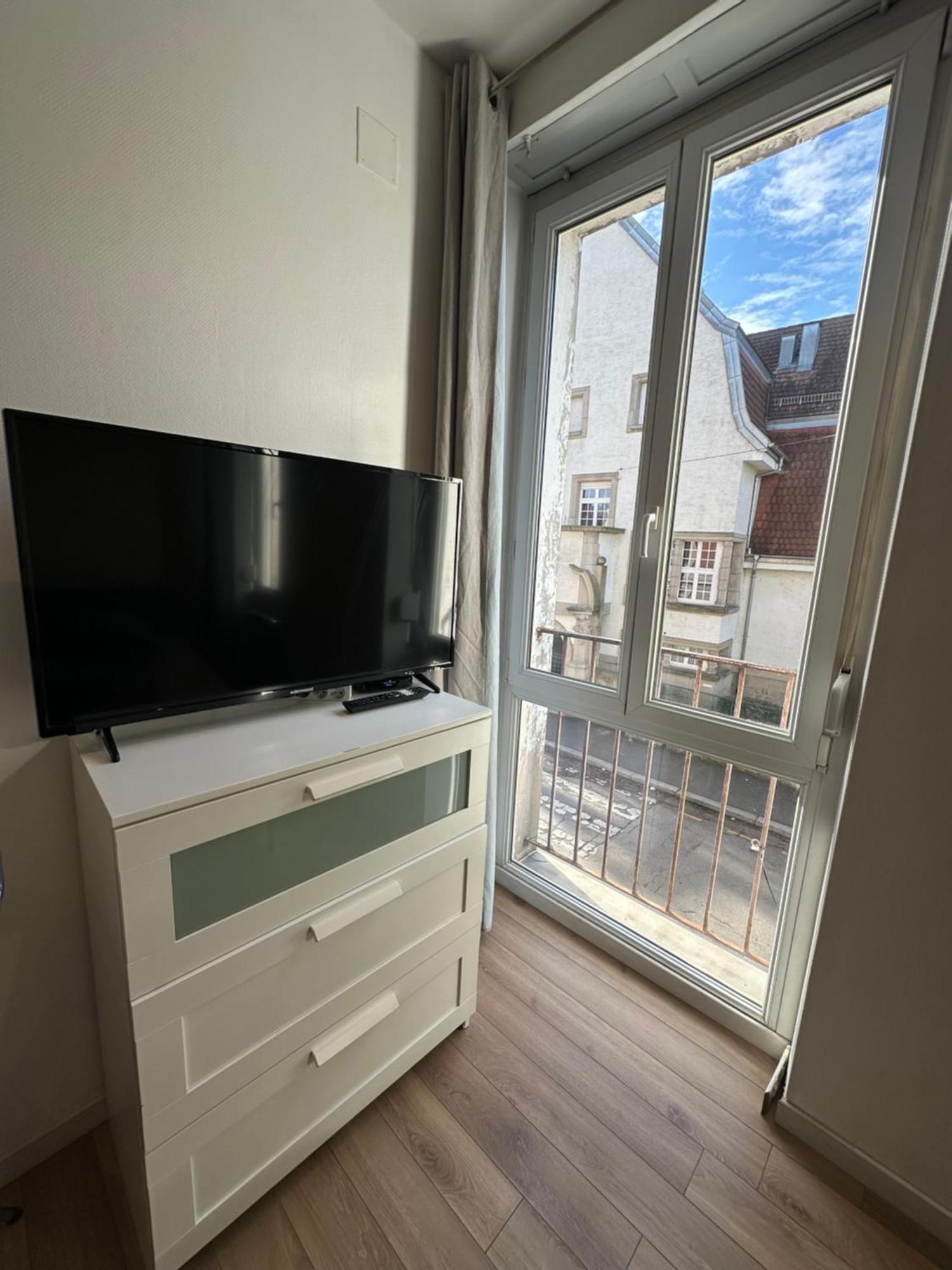 # Le 10 # Joli Studio, Tout Equipe Mulhouse Centre Екстериор снимка